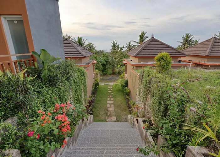 Kelingking Garden Sompang